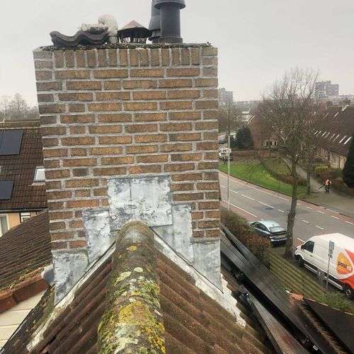 Schoorsteenrenovatie Honselersdijk met loodslab